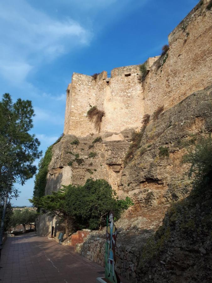 Casa De Bello Tortosa Luaran gambar